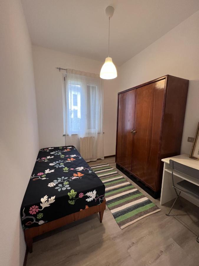 Buonarroti 37 Apartment Gorgonzola Bagian luar foto